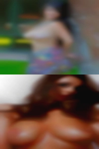 Freezing swingers club nude girls.